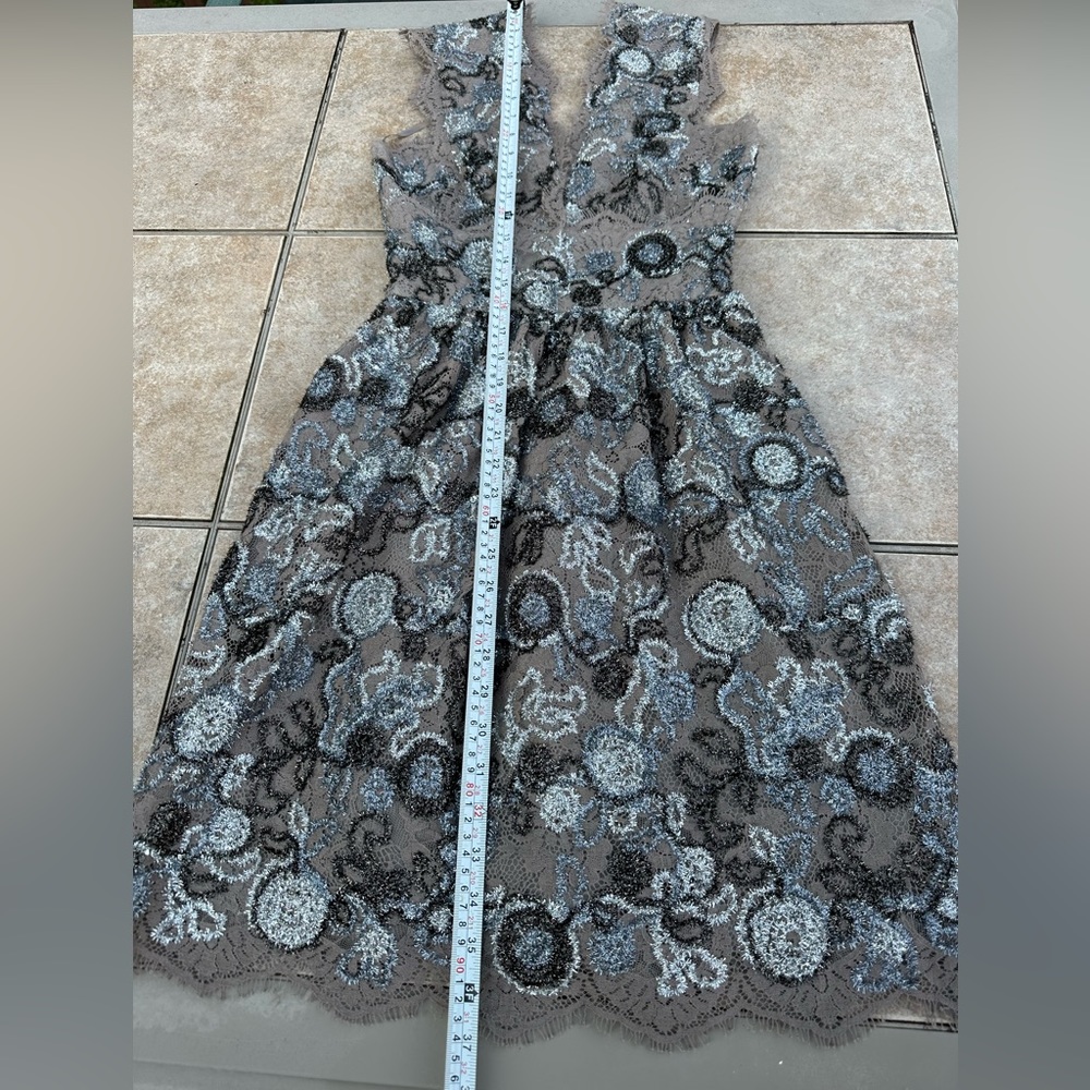 Burberry Prorsum Metallic Lace Dress - Picture 16 of 16